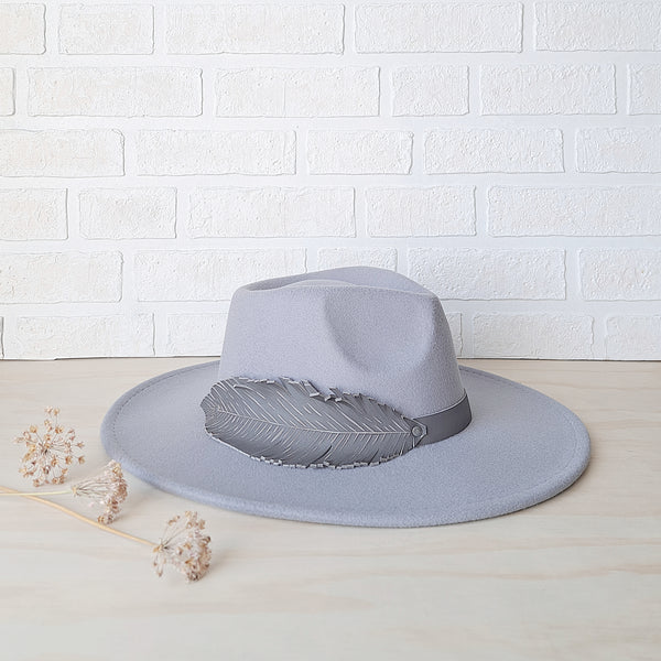 Women's Wide Brim Feather Felt Fedora Hat - Dove Grey