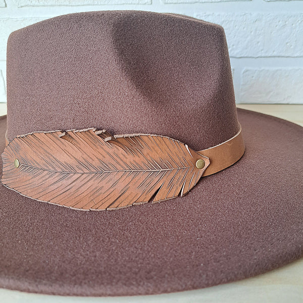 Women's Wide Brim Feather Felt Fedora Hat - Chocolate